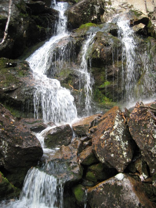 IMG_2602.JPG - Waterfall close up.