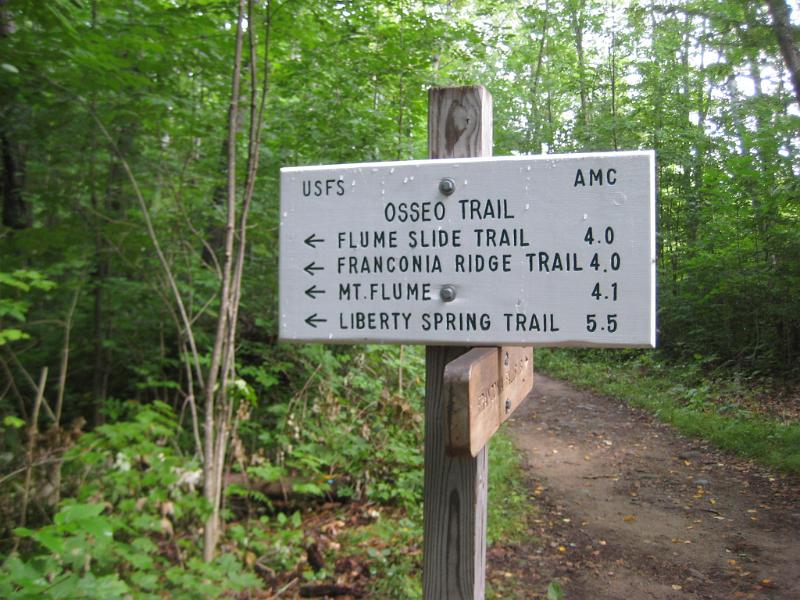 IMG_6734.JPG - Finally turning onto the Osseo trail. Already hiked 1.4 miles and have 4 more to get to the summit.
