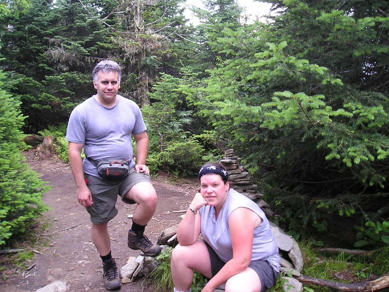 P7170023.JPG - Tim and Danielle on the summit of Waumbek.